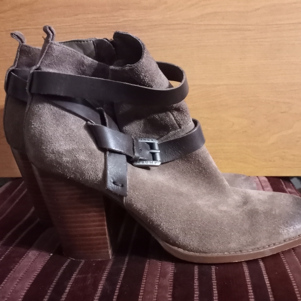 Ivanka Trump boots